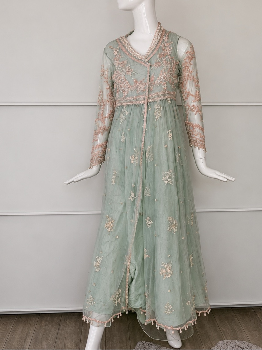 IDEAS Luxury Floating Elegance Sage Embroidered Formal Gown Eid Dress Sz Medium - Picture 3 of 17